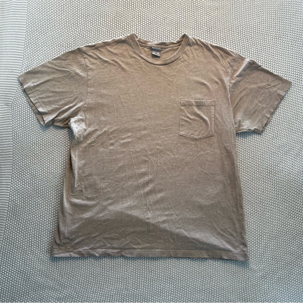 Y2K Old Navy Men's Short Sleeve Tan Tee